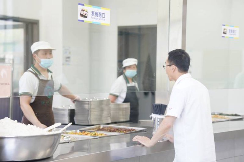 企业食堂托管：提升员工满意度的新出路